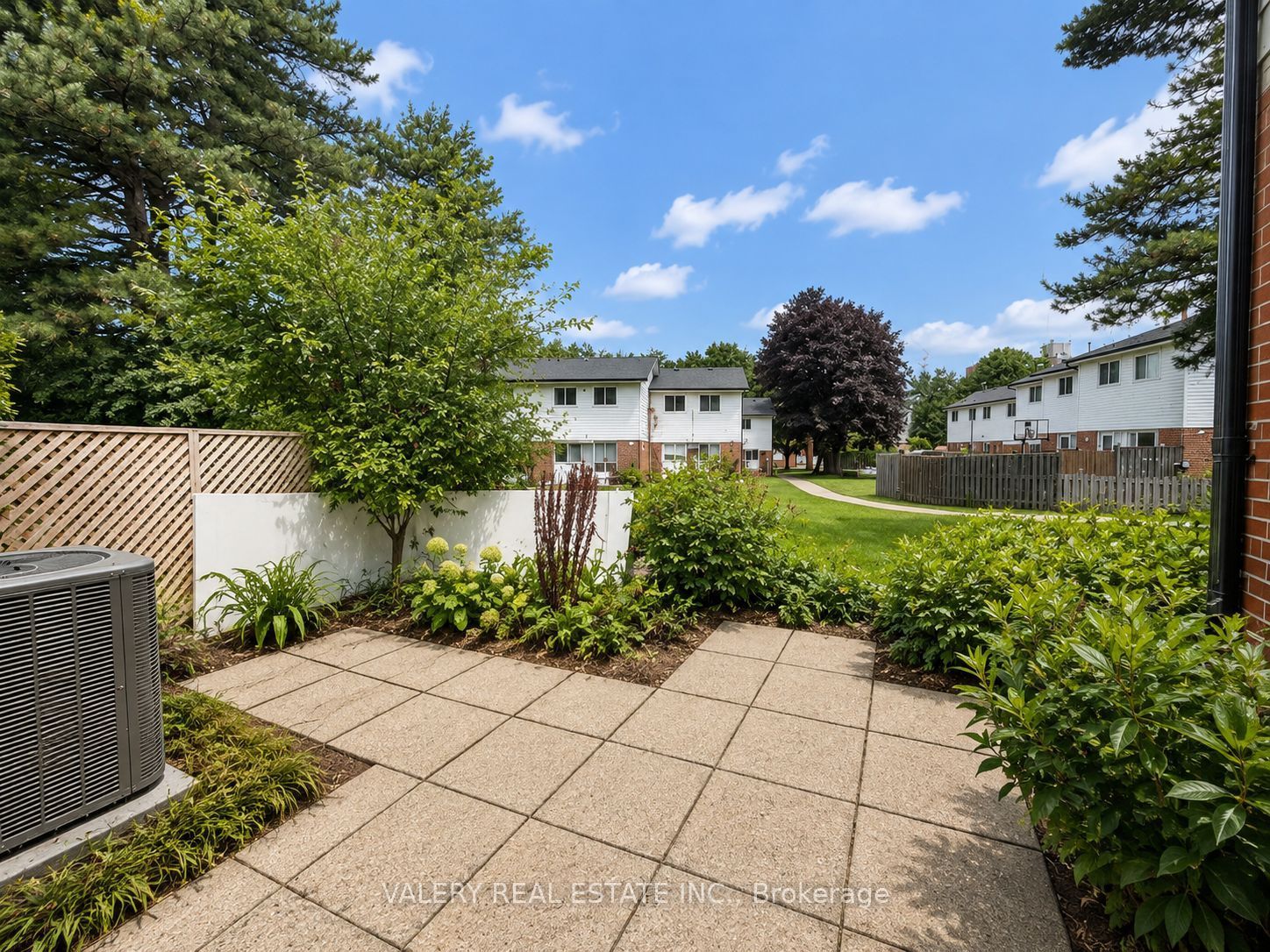 Unit E - 516 Sunnydale Place, Waterloo 5