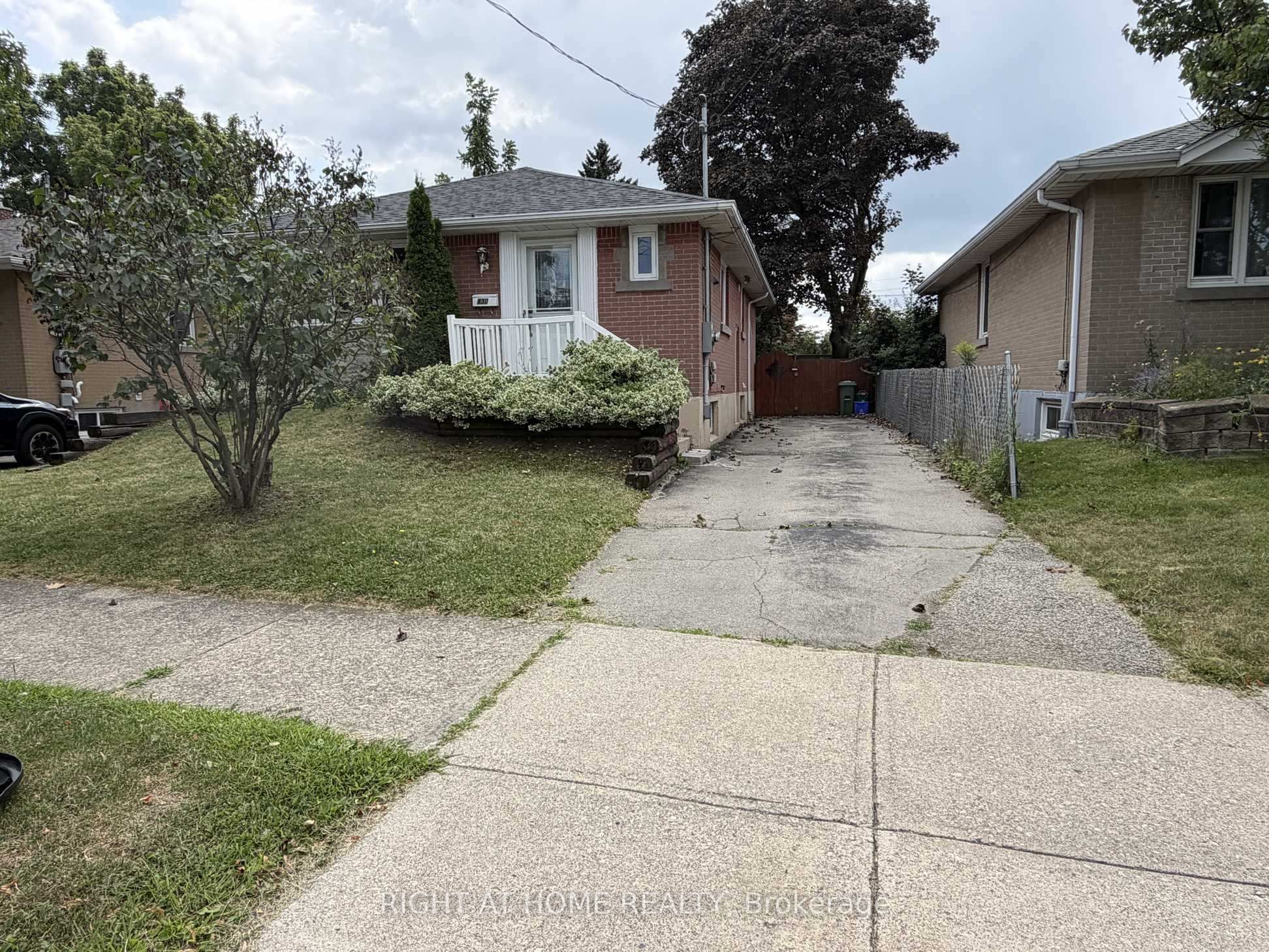 Unit Lower - 830 Brucedale Avenue E, Hamilton 2