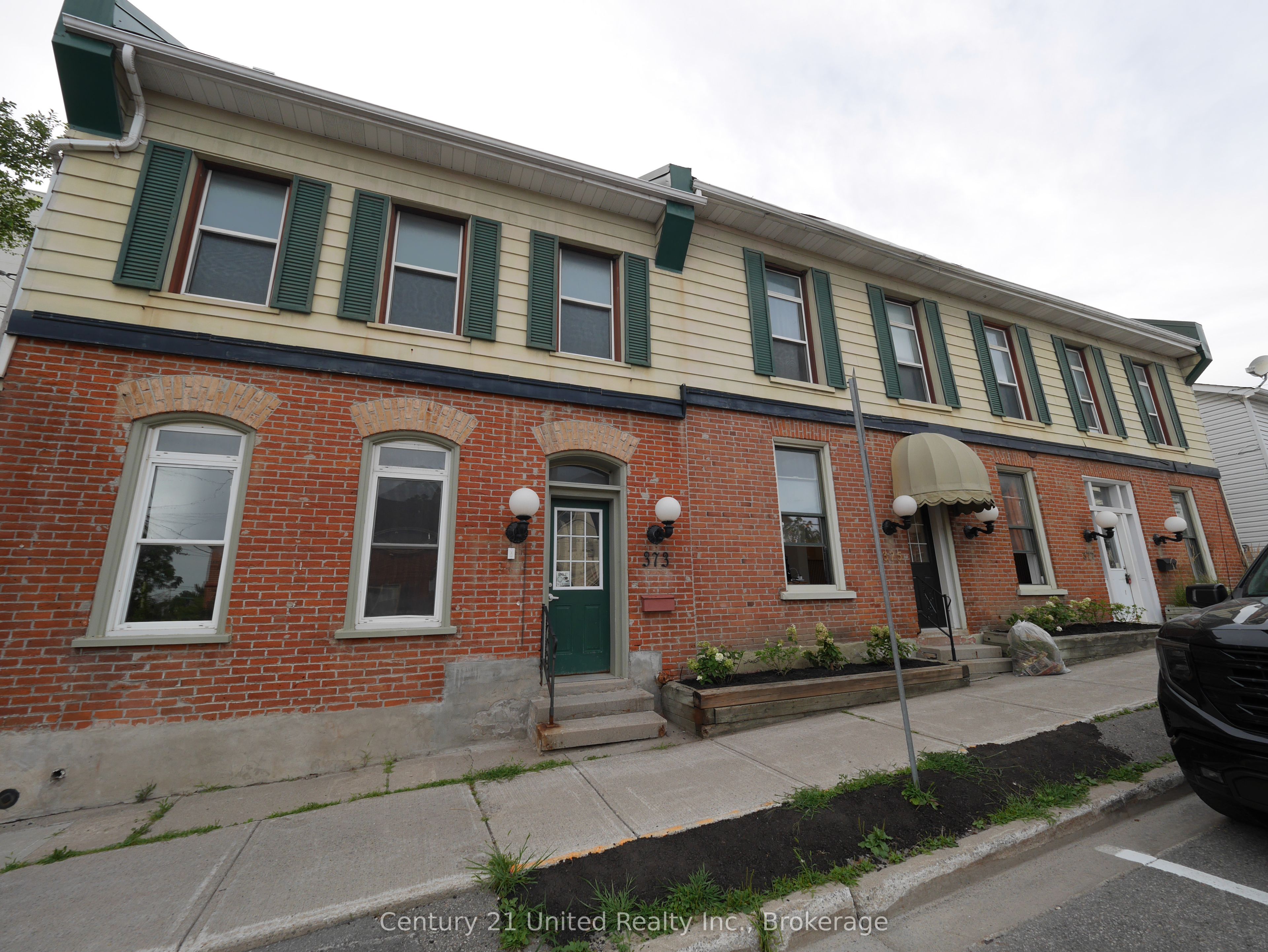 375A Queen Street, Peterborough 1