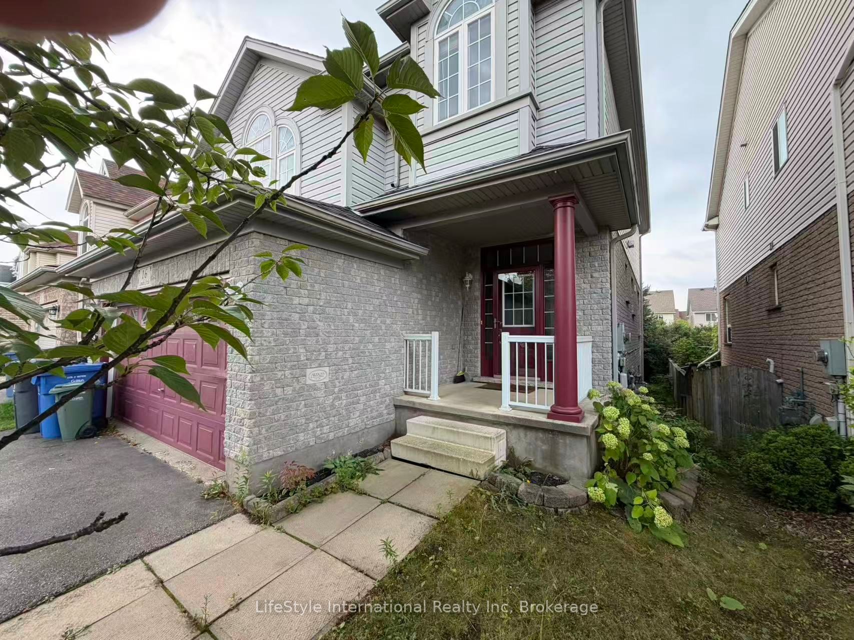 Unit Main Unit - 16 Lynch Circle, Guelph 2
