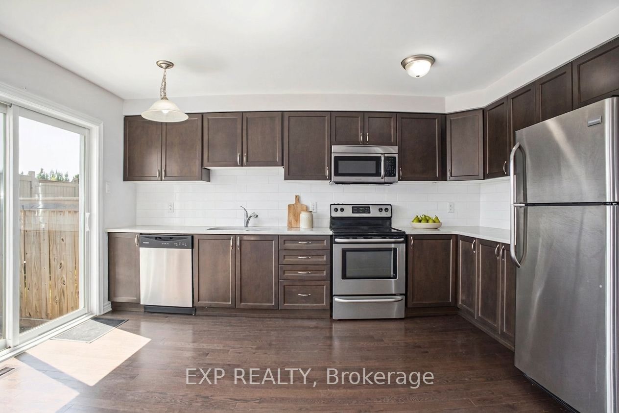 331 Willow Aster Circle, Cumberland 5