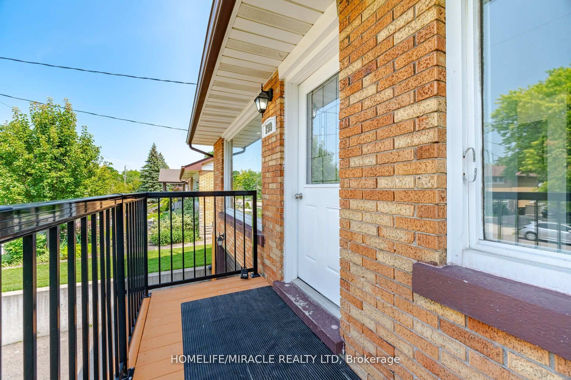 Unit Upper Level - 199 Allen Street E, Waterloo 4