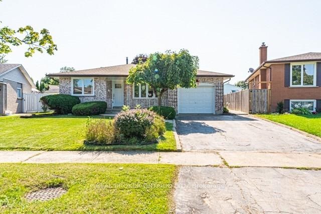Unit Upper - 19 Argyle Court, Welland 1