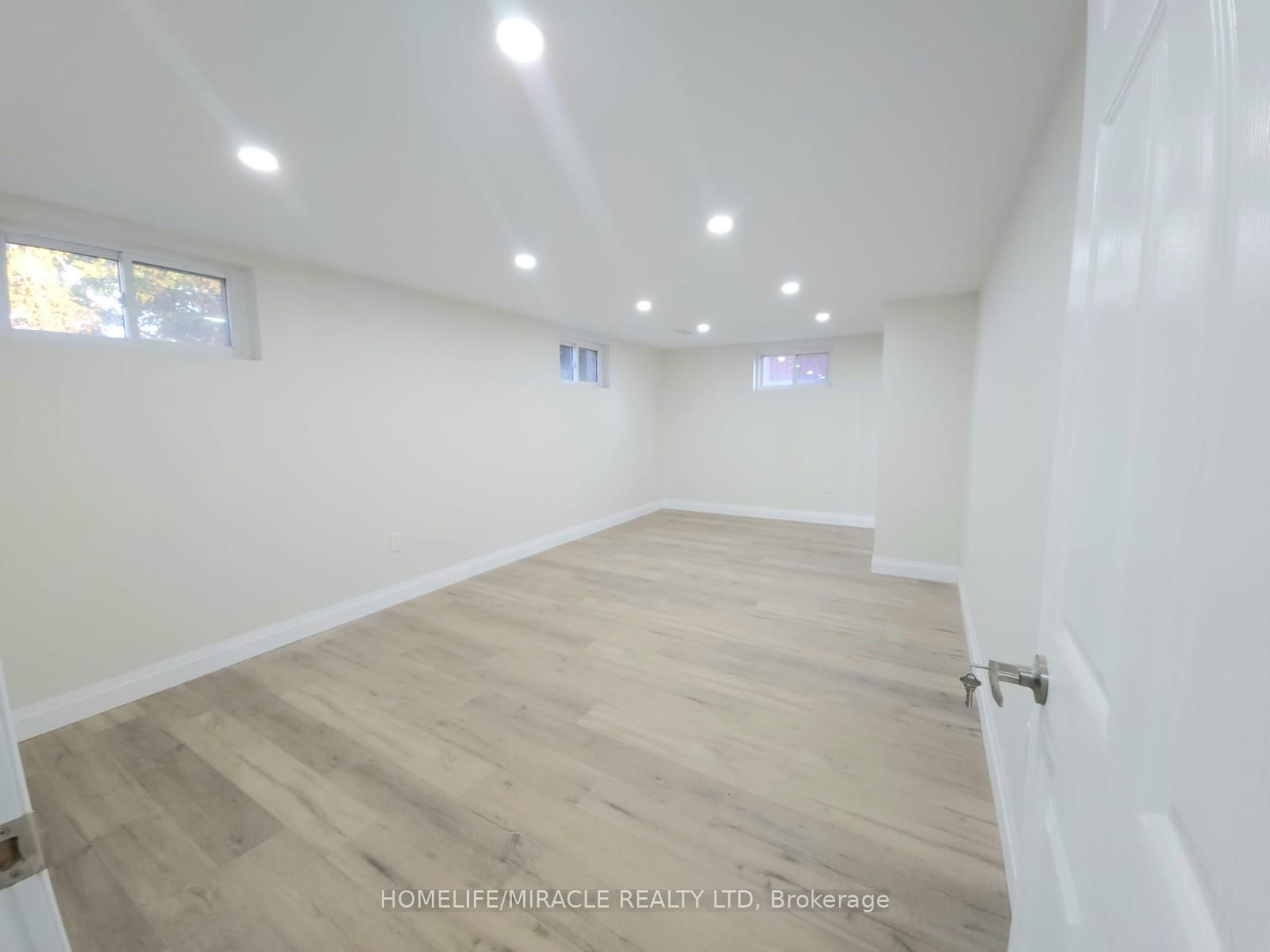 Unit Bsmt - 43 Patterson Avenue, Brantford 5