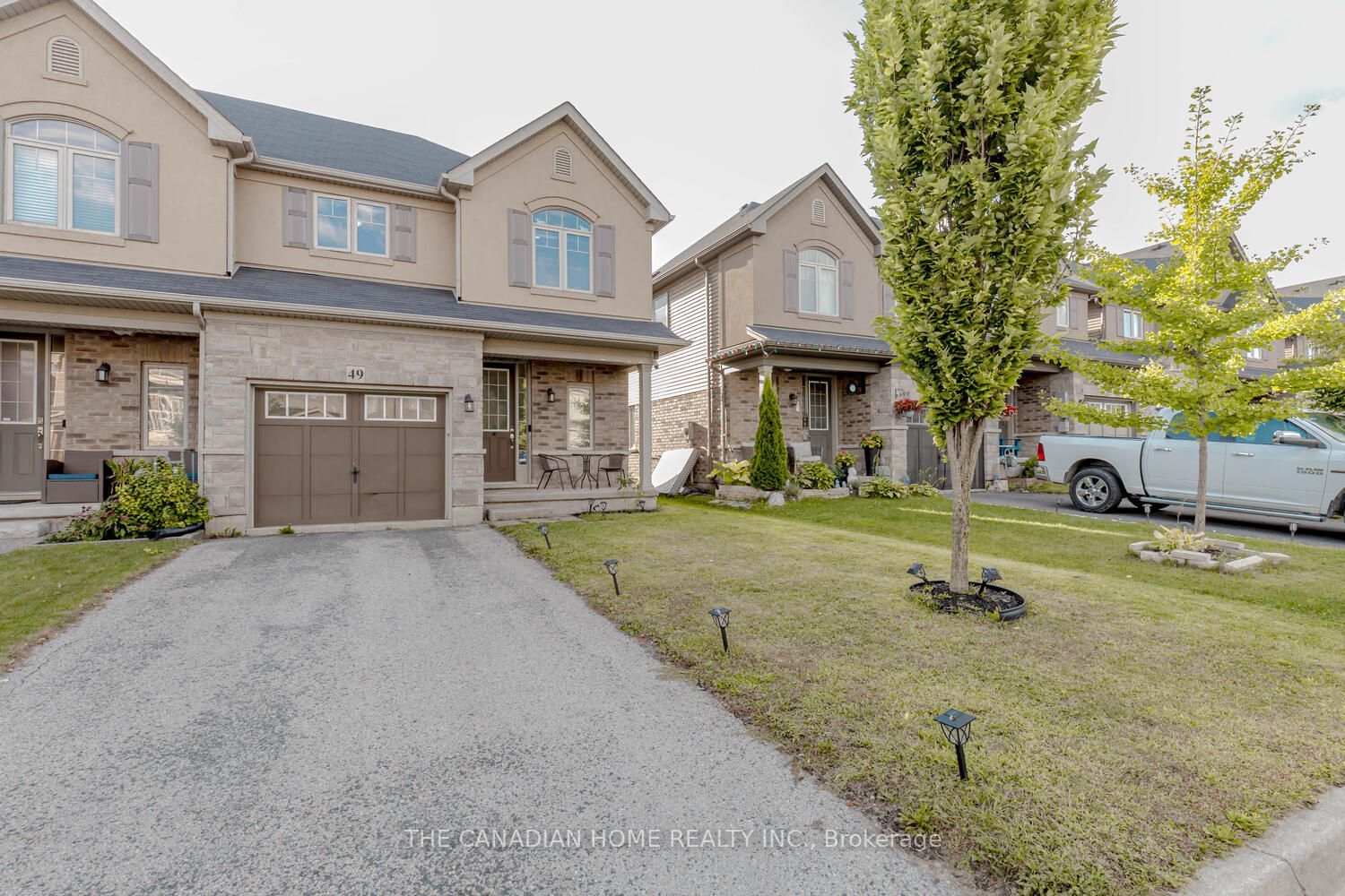 49 SEXTON Crescent, Ancaster 3