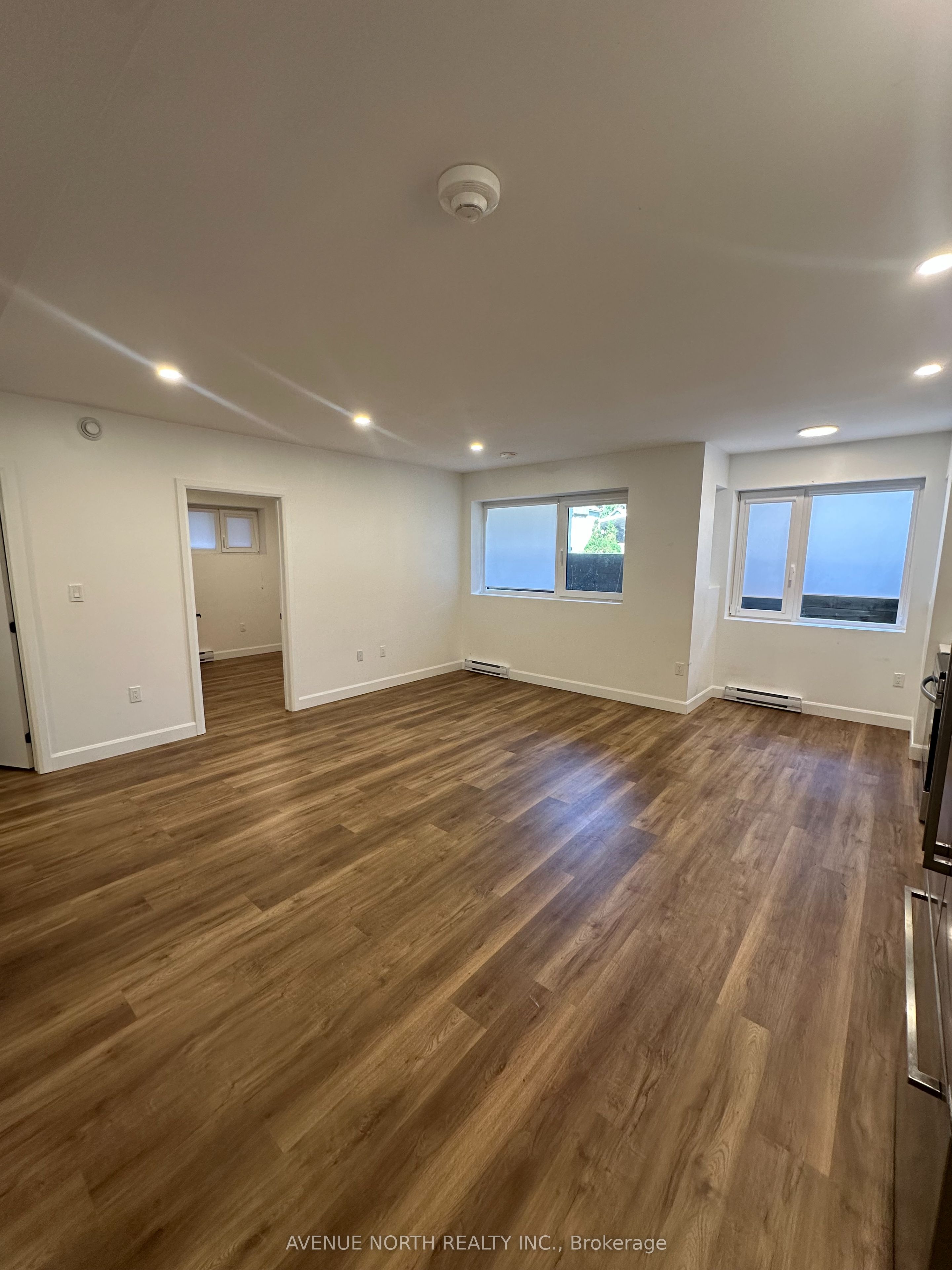 Unit 1 - 96 Jolliet Avenue, Ottawa 3