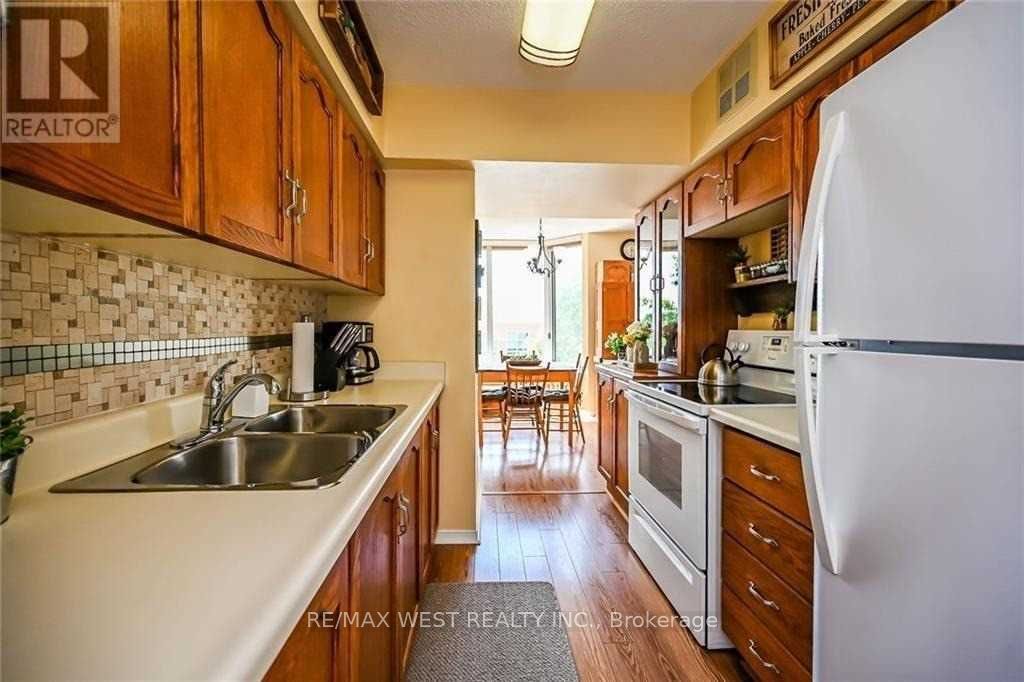 Unit 406 - 200 Limeridge Road W, Hamilton 3