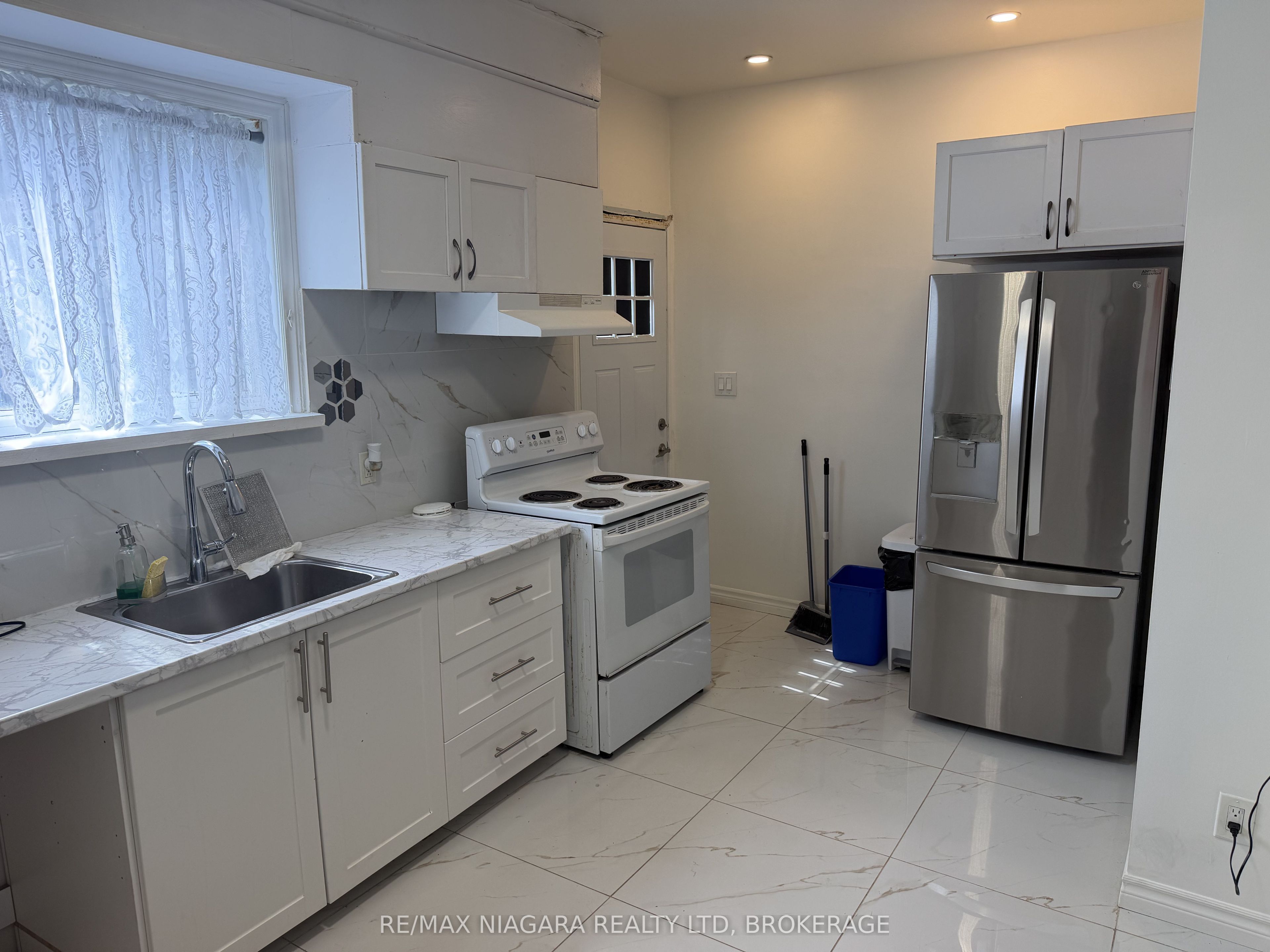 Unit 1 - 272 Mitchell Street, Port Colborne 3