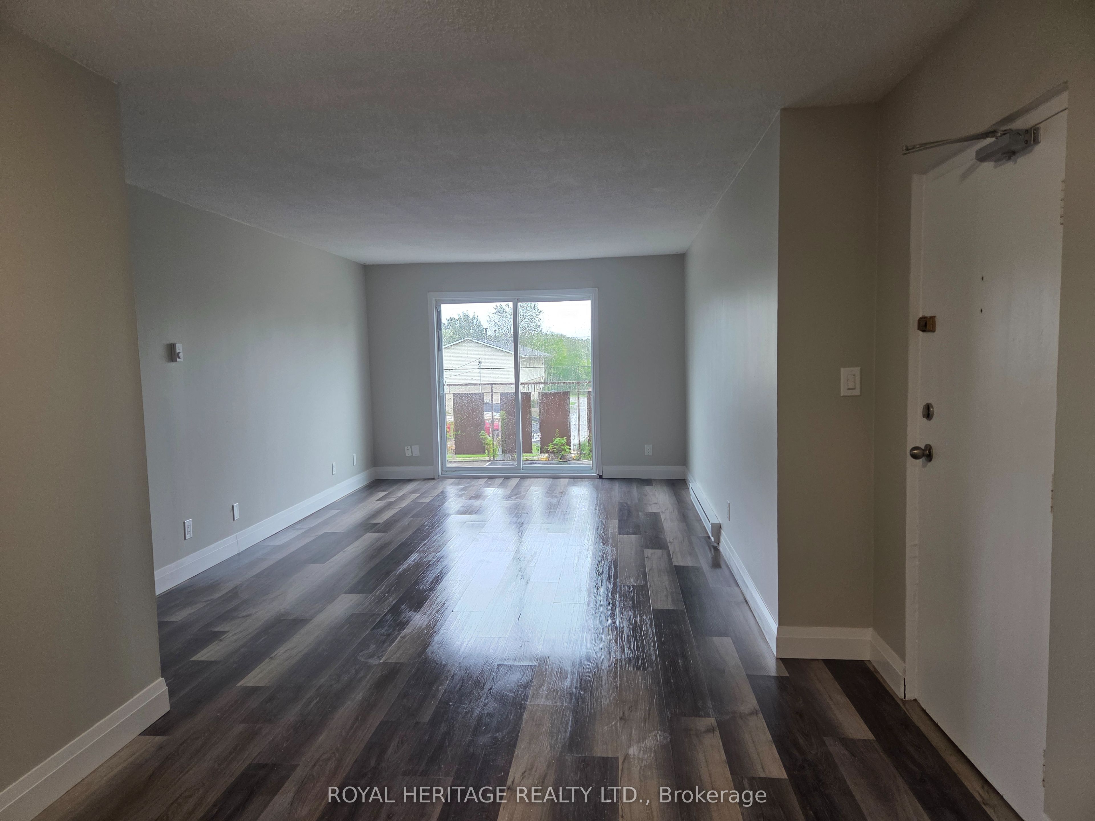 Unit 311 - 8800 Willoughby Drive, Niagara Falls 4