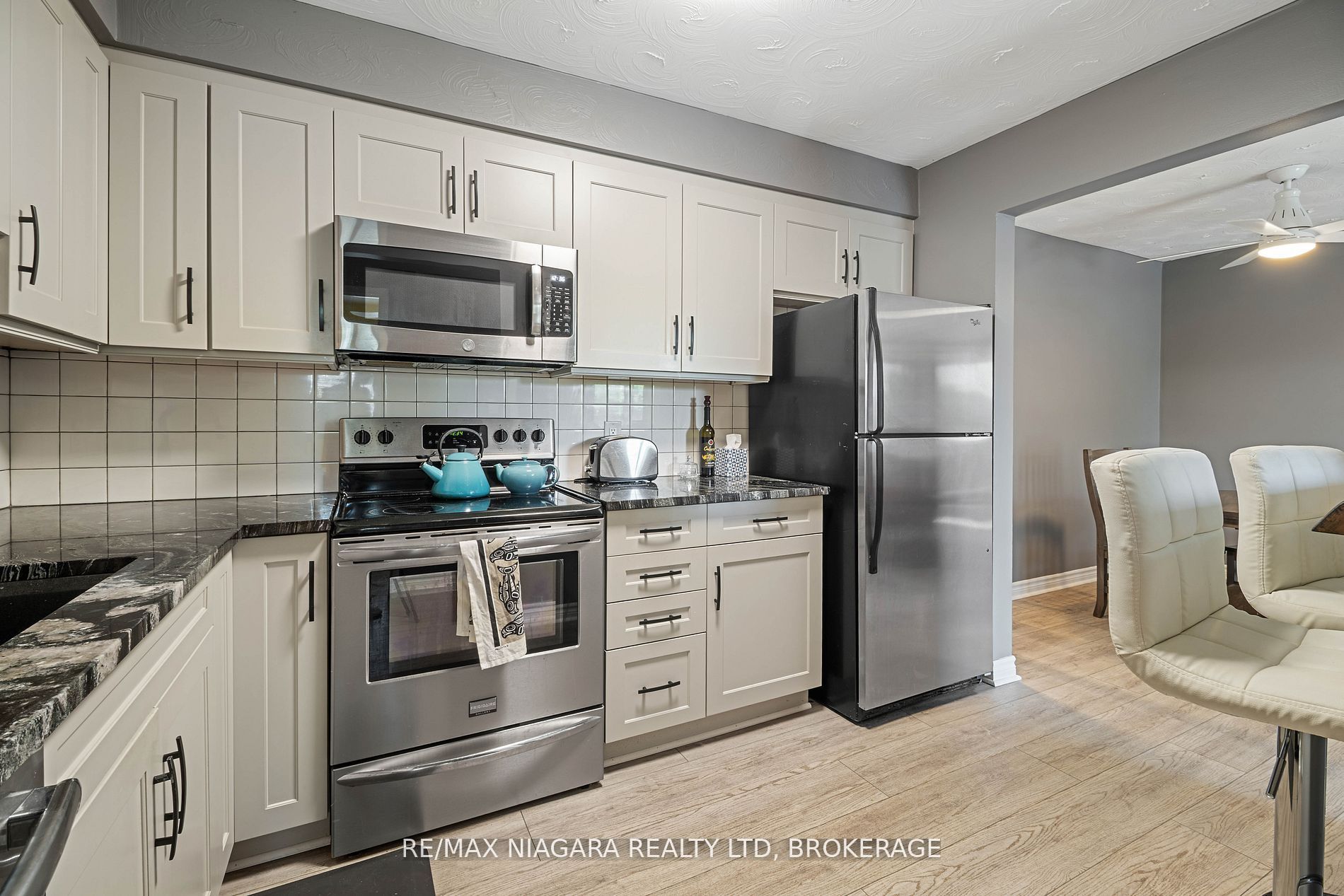 Unit 302 - 78 Welland Street N, Thorold 2