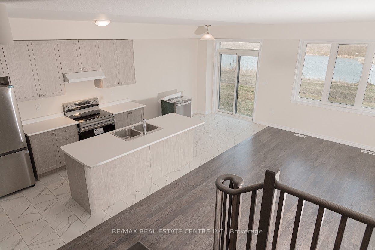 386 Barker Parkway, Thorold 3