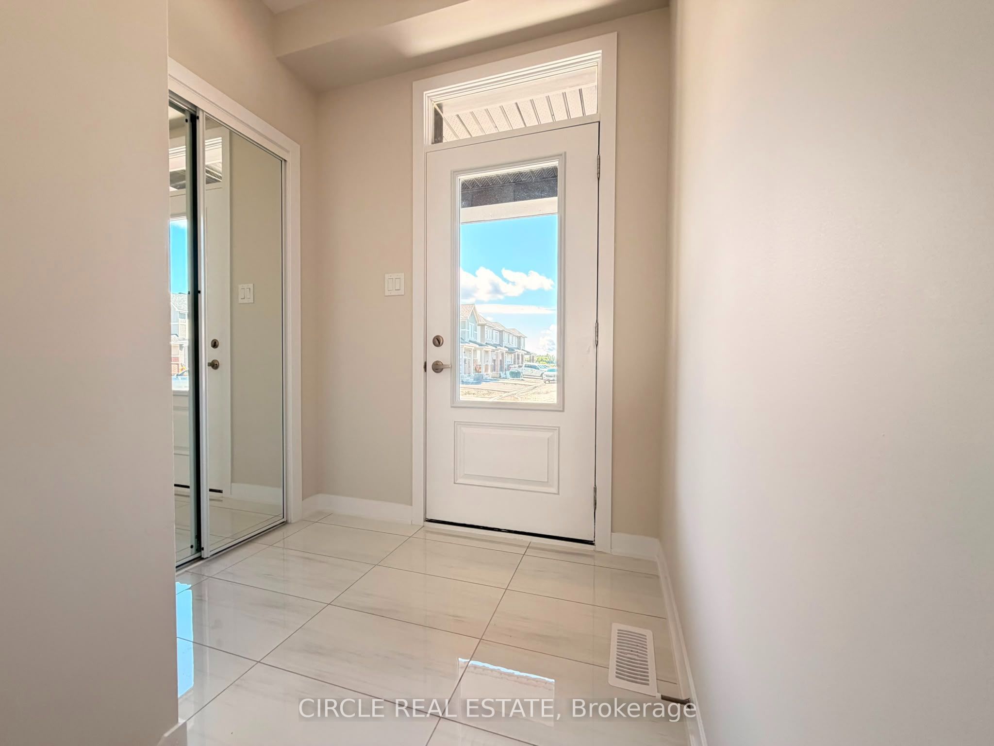 739 Haflinger Row, Stittsville-Goulbourn 3