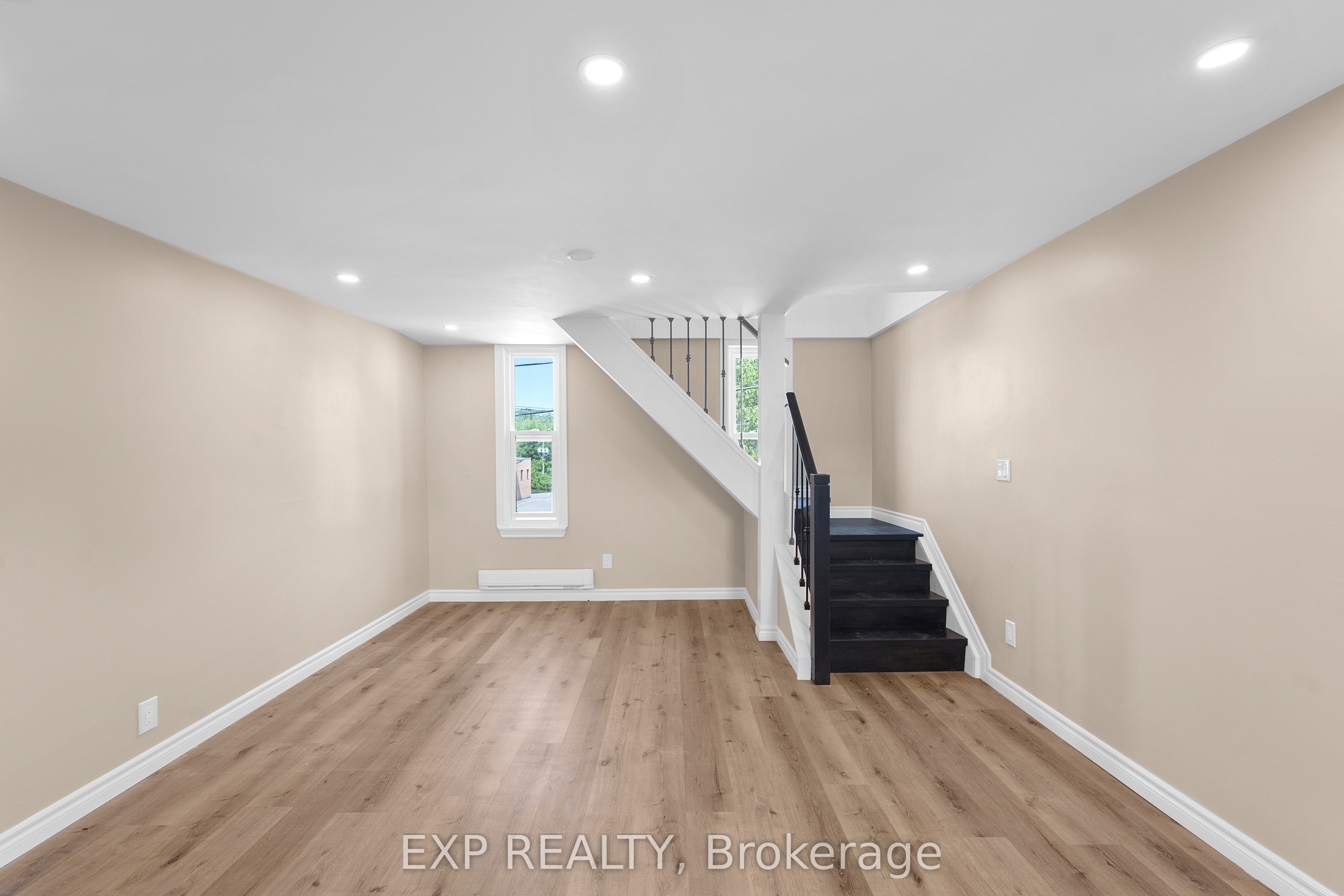Unit Unit 2 - 165 Main Street, Brighton 3