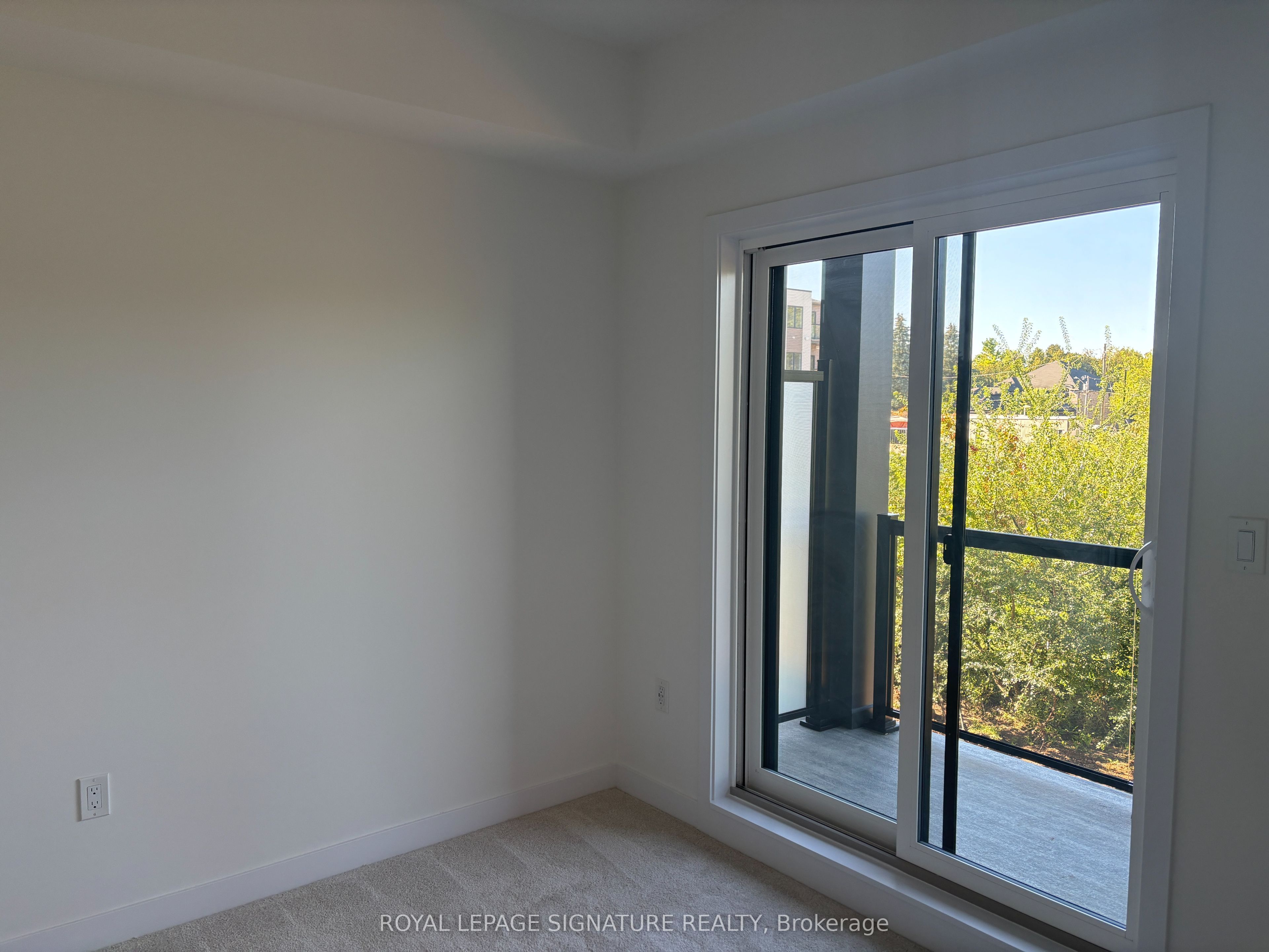 Unit 24 - 42 Lowes Road W, Guelph 5