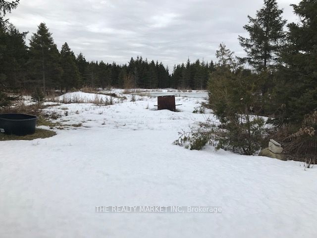 Unit upper level - 383206 20 Side Road, Amaranth 2