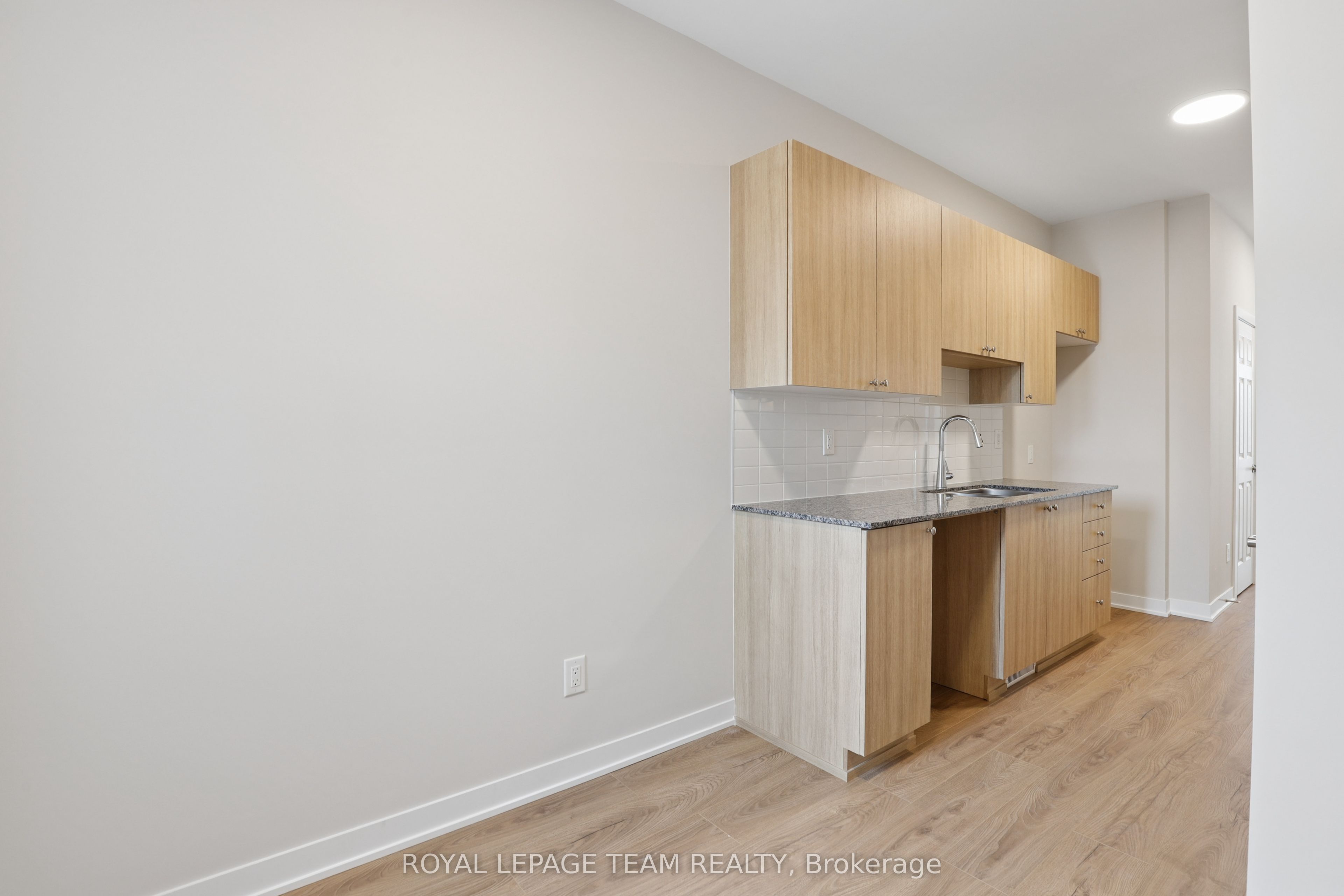 804 Utopie Private, Orleans-Gloucester 5