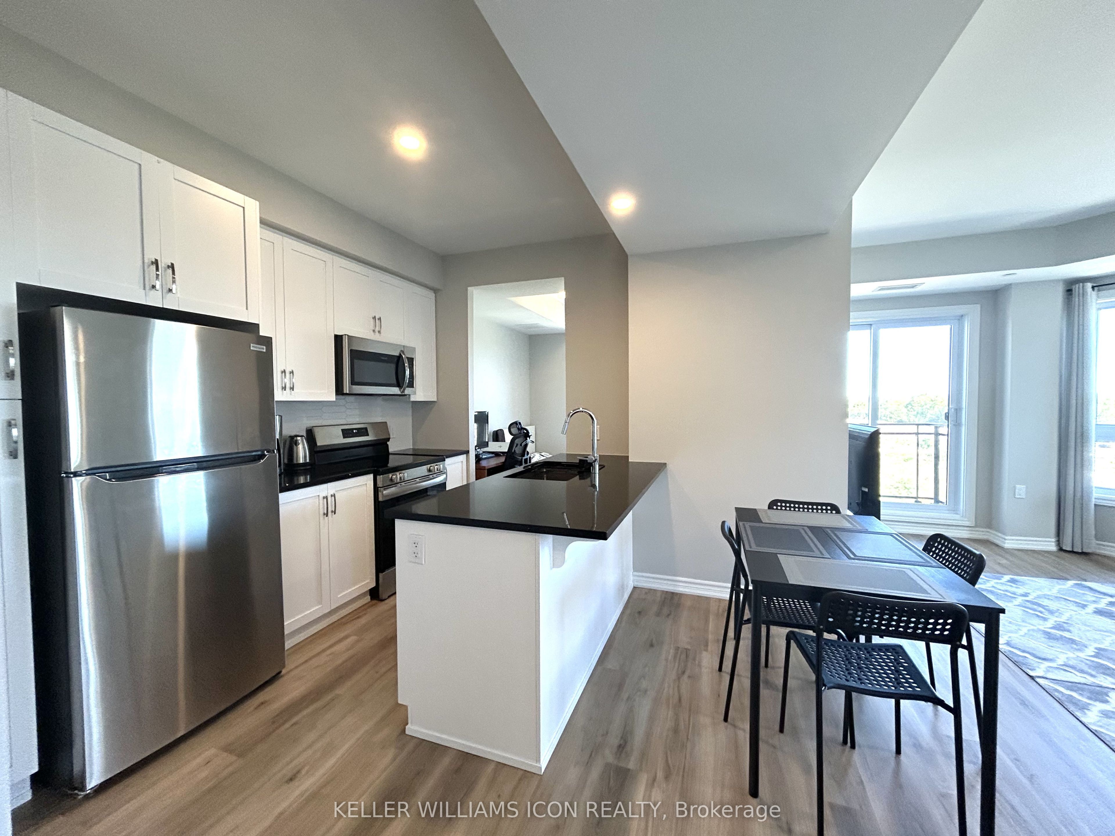 Unit 605 - 1350 Hemlock Road, Ottawa 3