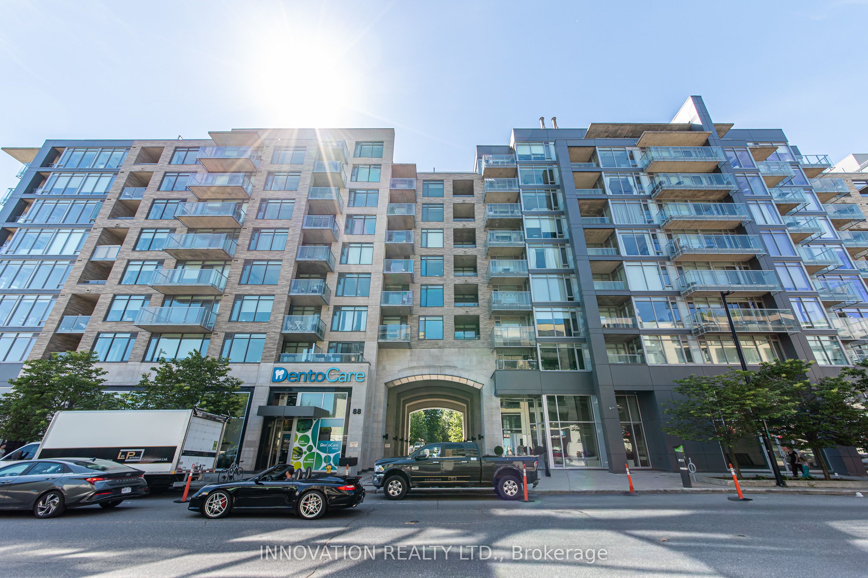 Unit 209 - 88 RICHMOND Road, Ottawa 2