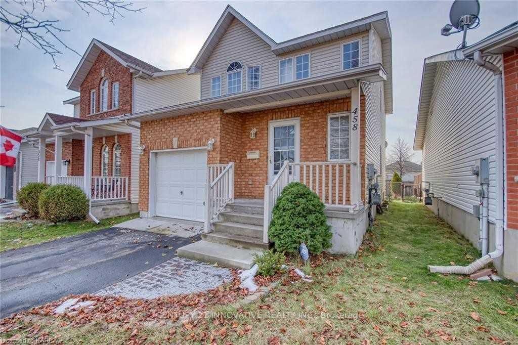 458 Freeman Crescent E, Kingston 2