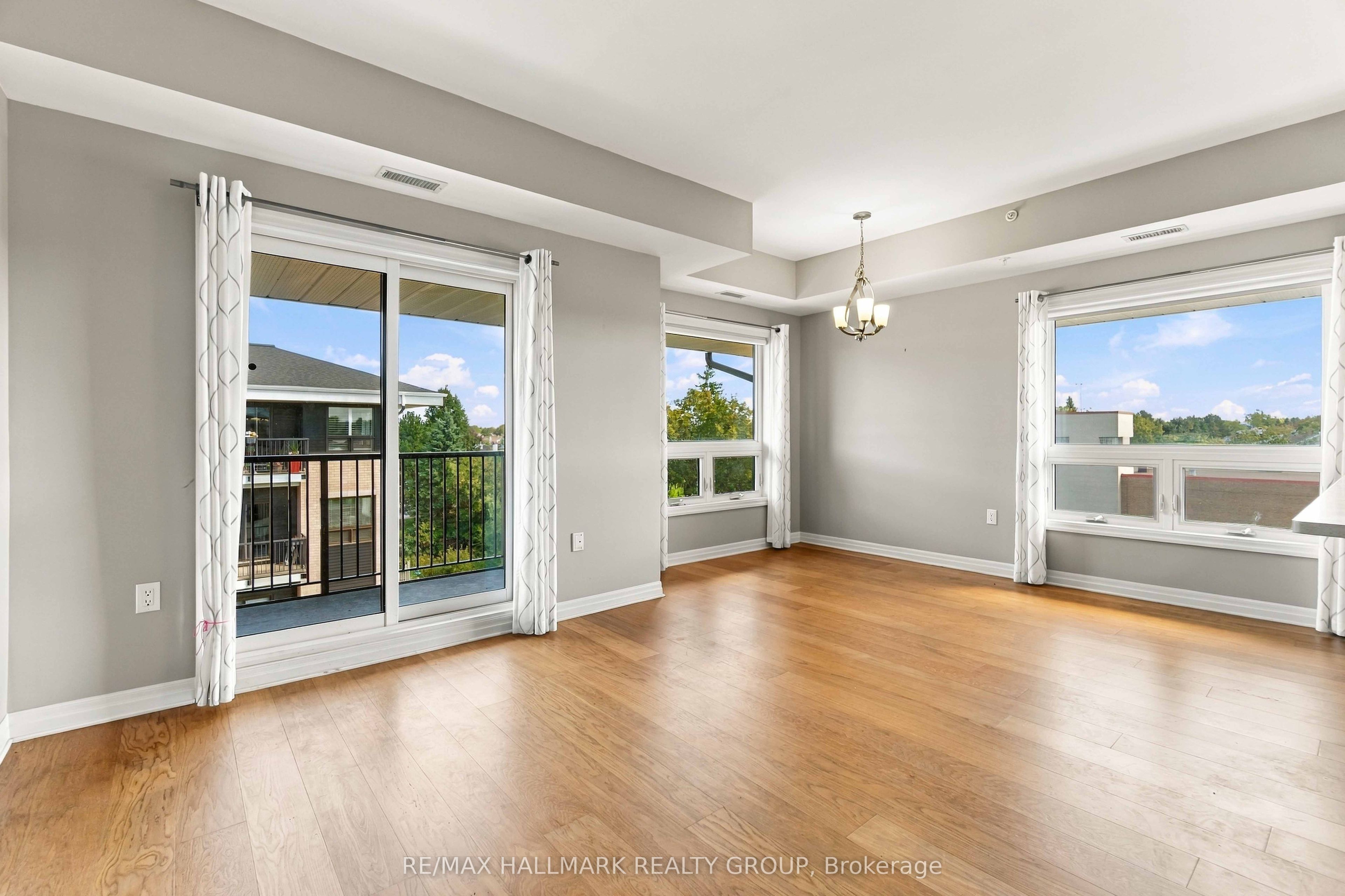 Unit 406 - 200 Winterfell Private, Ottawa 3