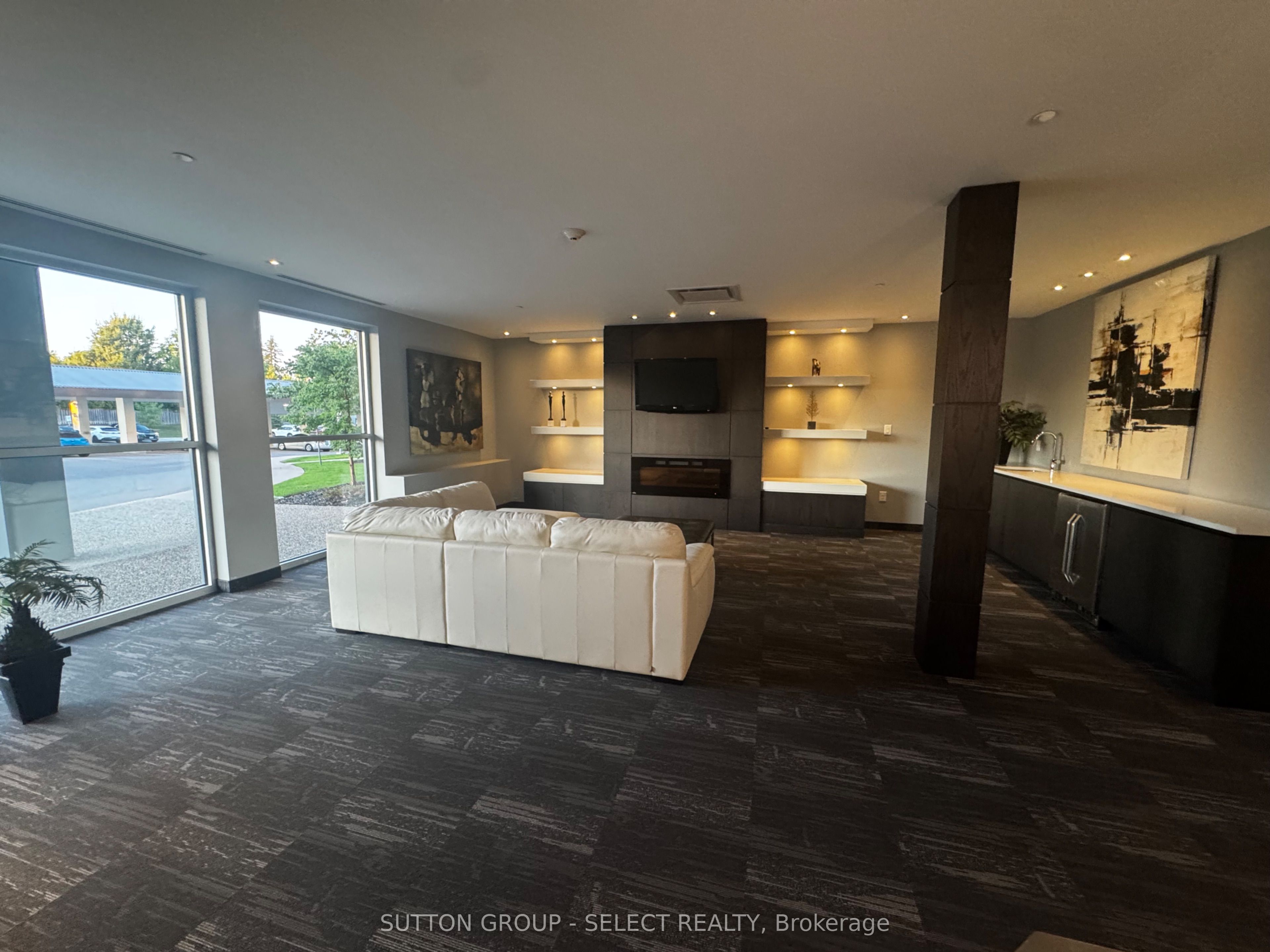 Unit 300 - 1705 Fiddlehead Place, London 4