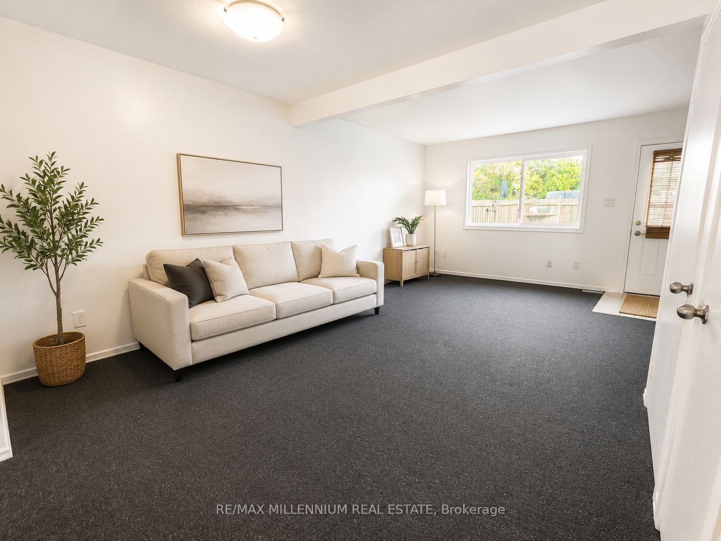 Unit 24 - 414 Stone Road, Guelph 2