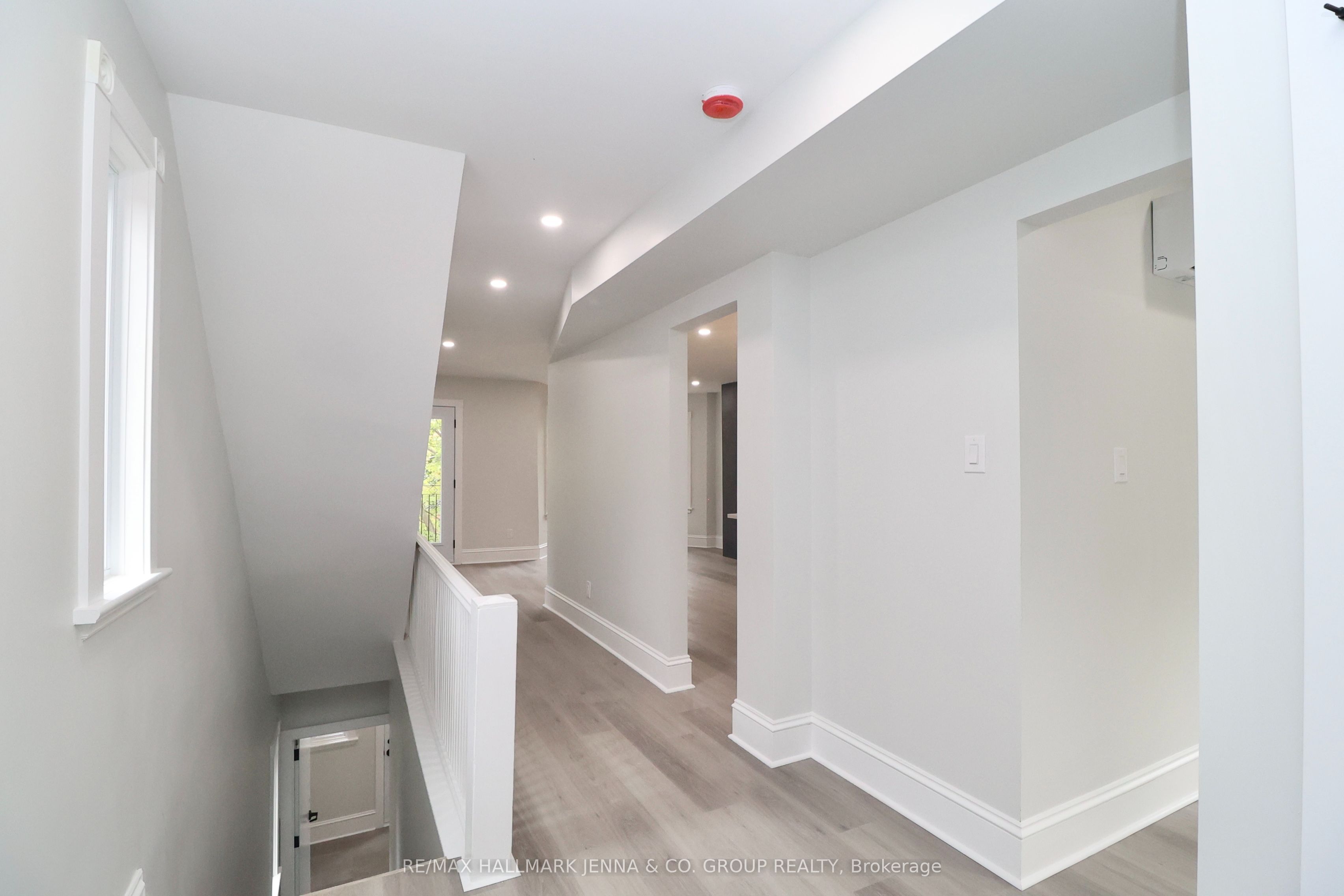 Unit 3 - 332 Osgoode Street, Ottawa 3