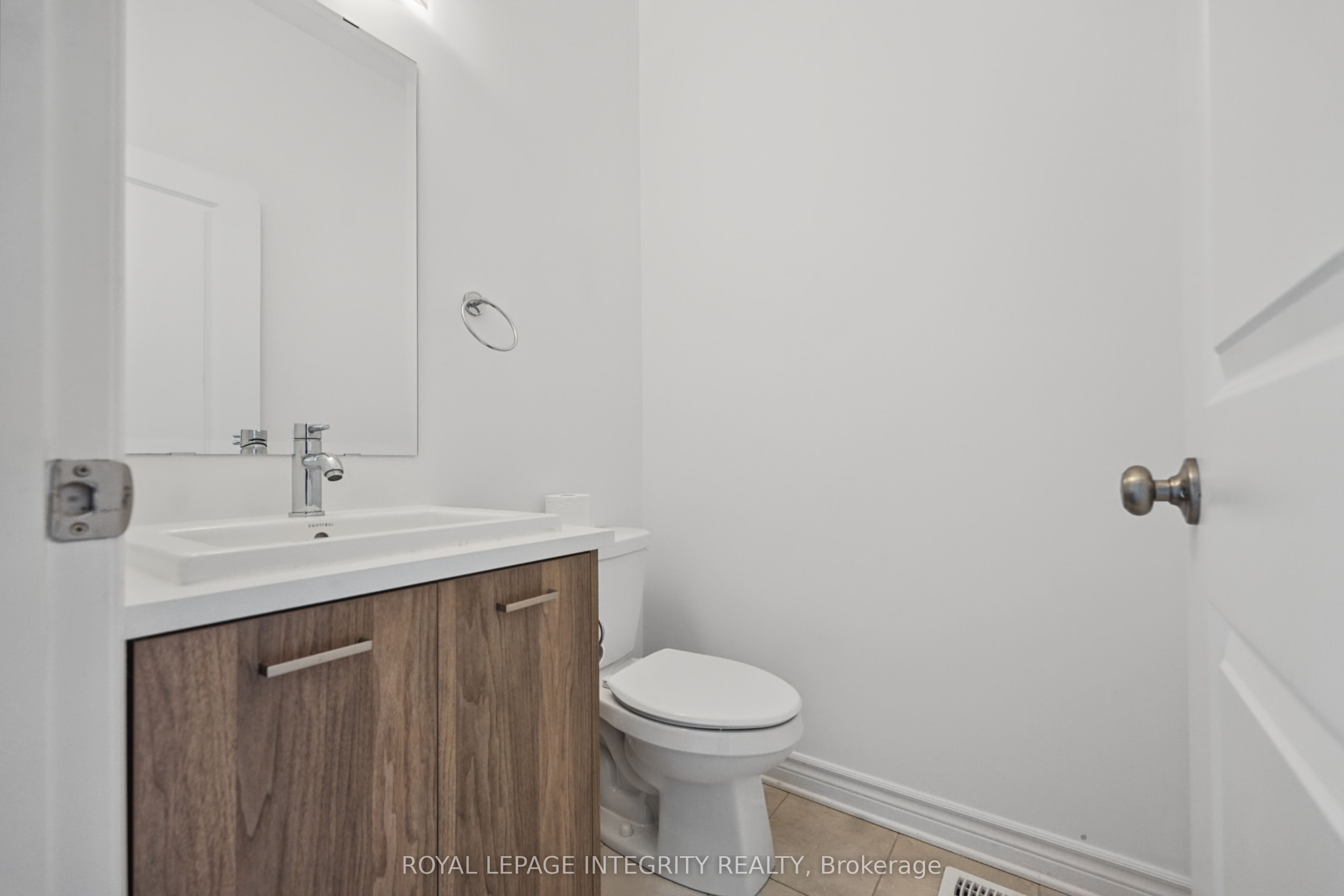 926 Omagaki Way, Orleans-Gloucester 3