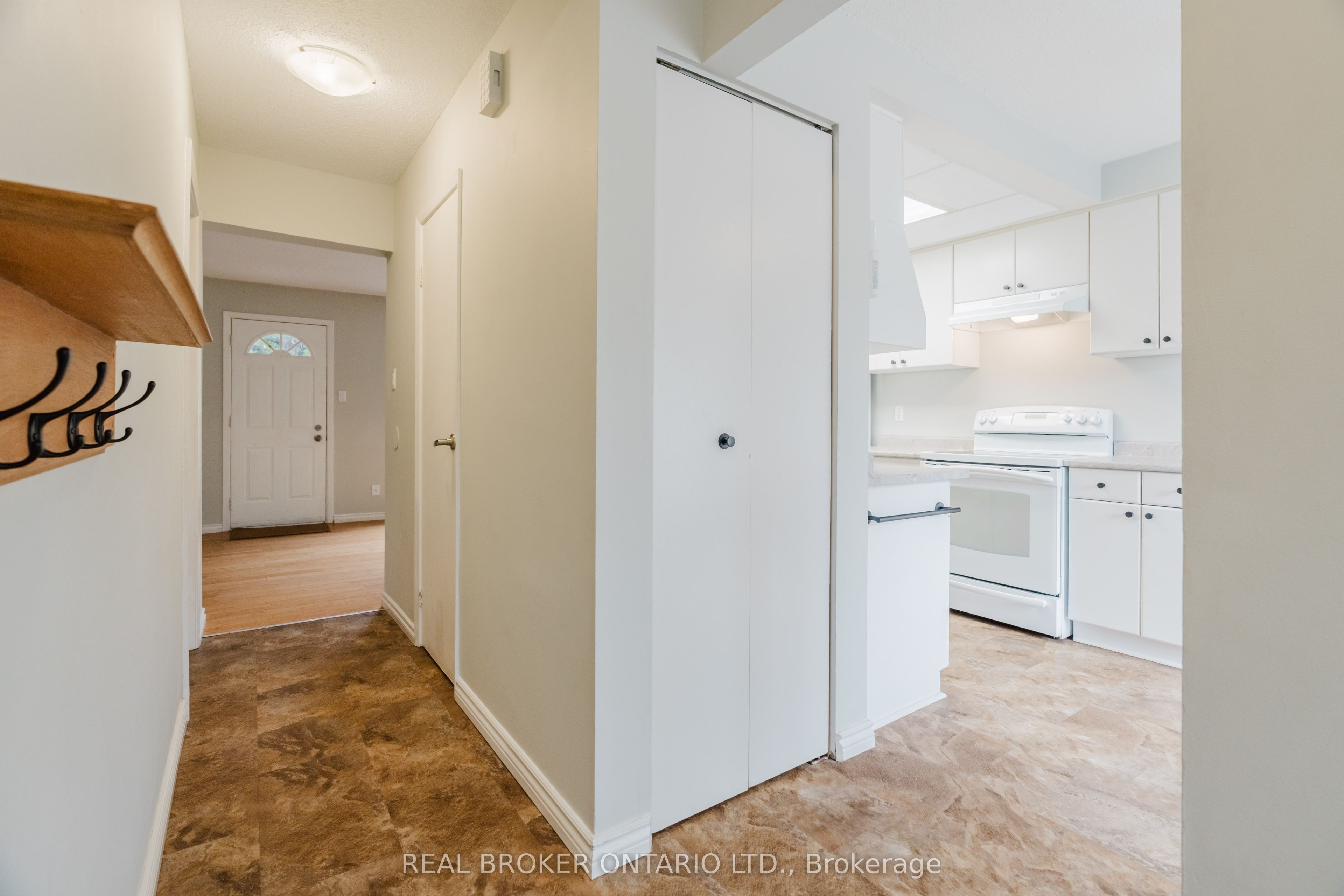 Unit 49 - 4337 Weldon Drive, Orleans-Gloucester 3