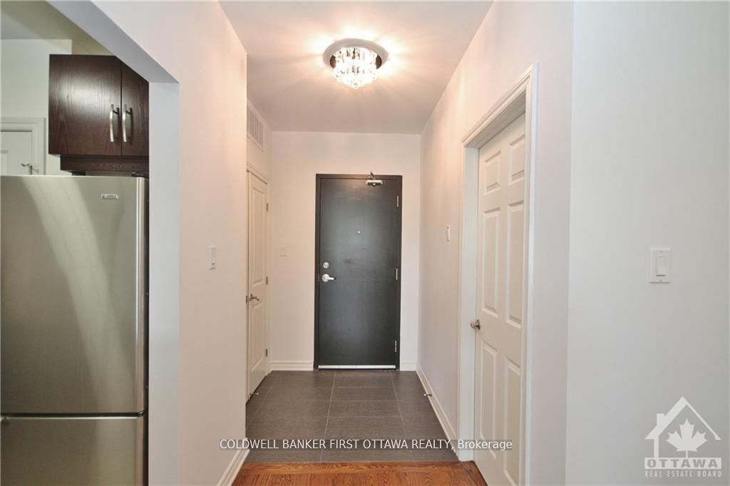 Unit 205 - 500 CLARIDGE Drive, Nepean 3