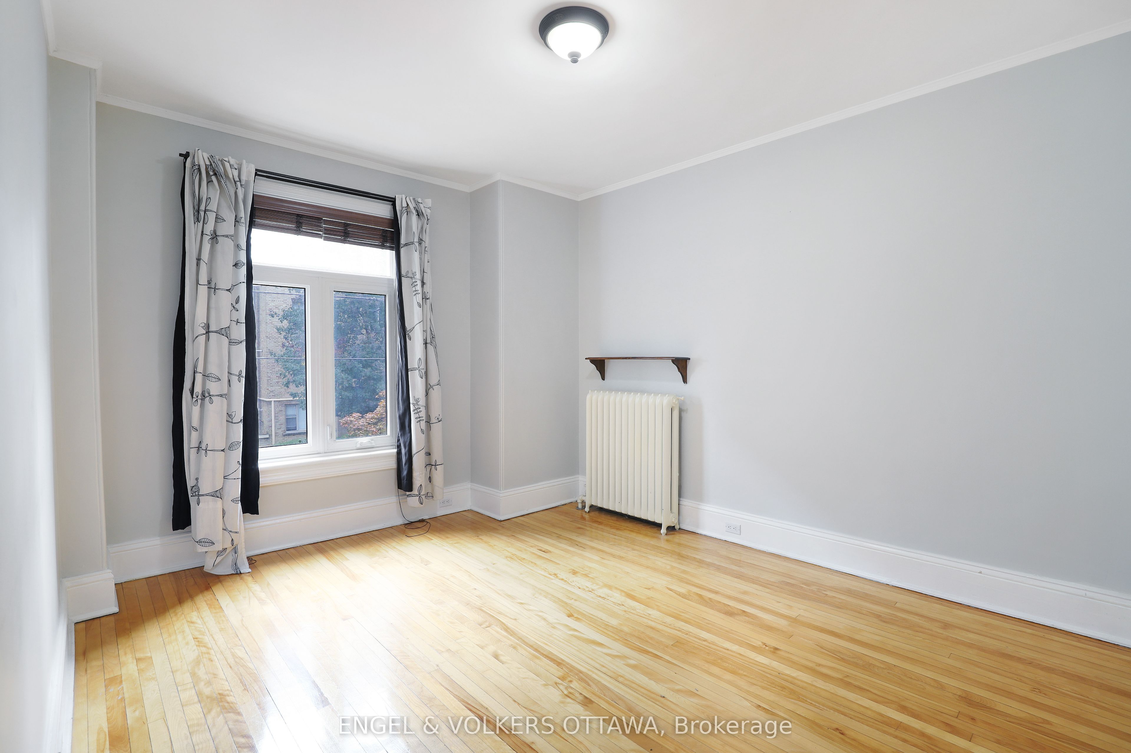 Unit 2 - 29 Argyle Avenue, Ottawa 2