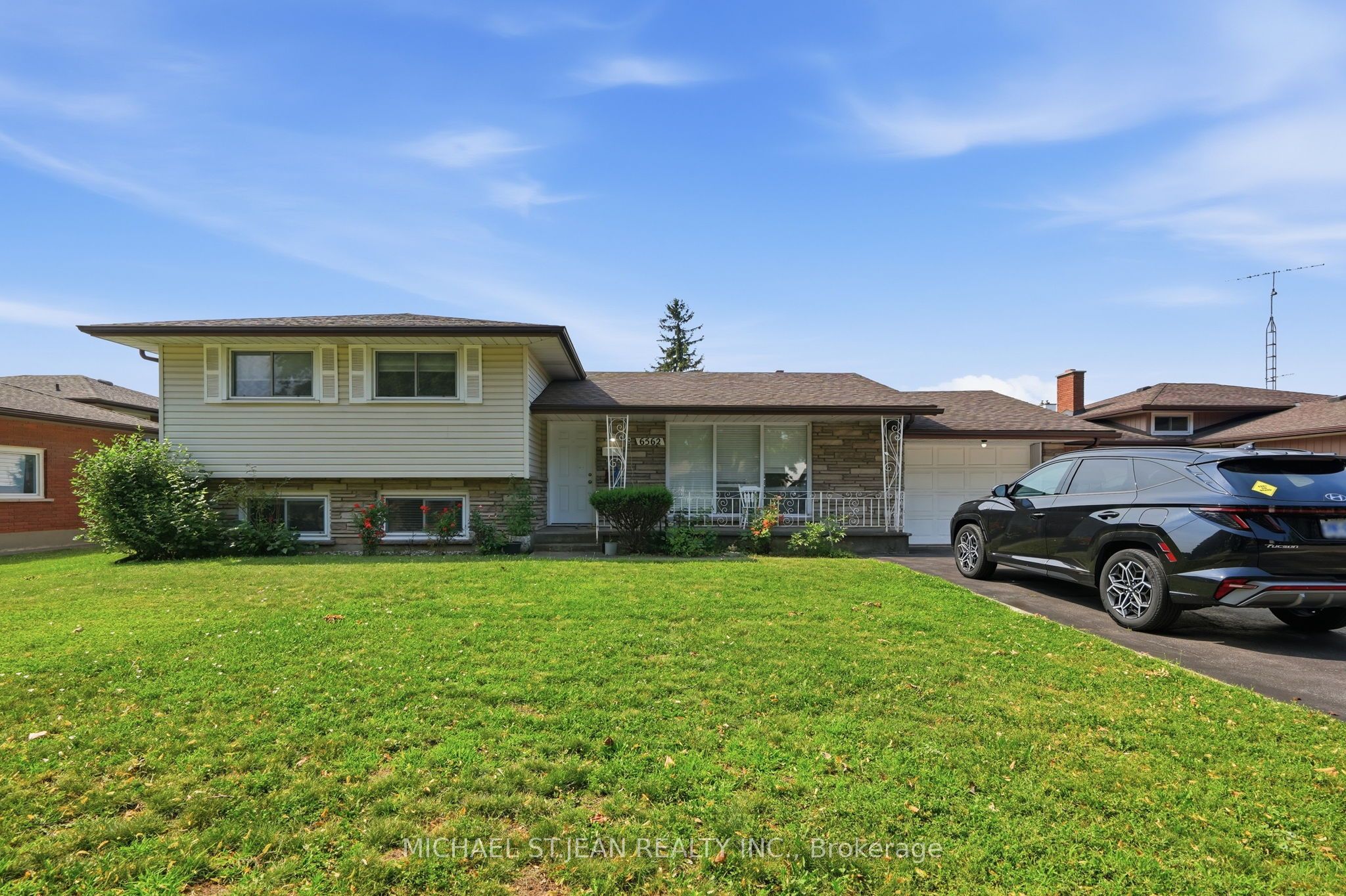 6562 Glengate Street, Niagara Falls 2