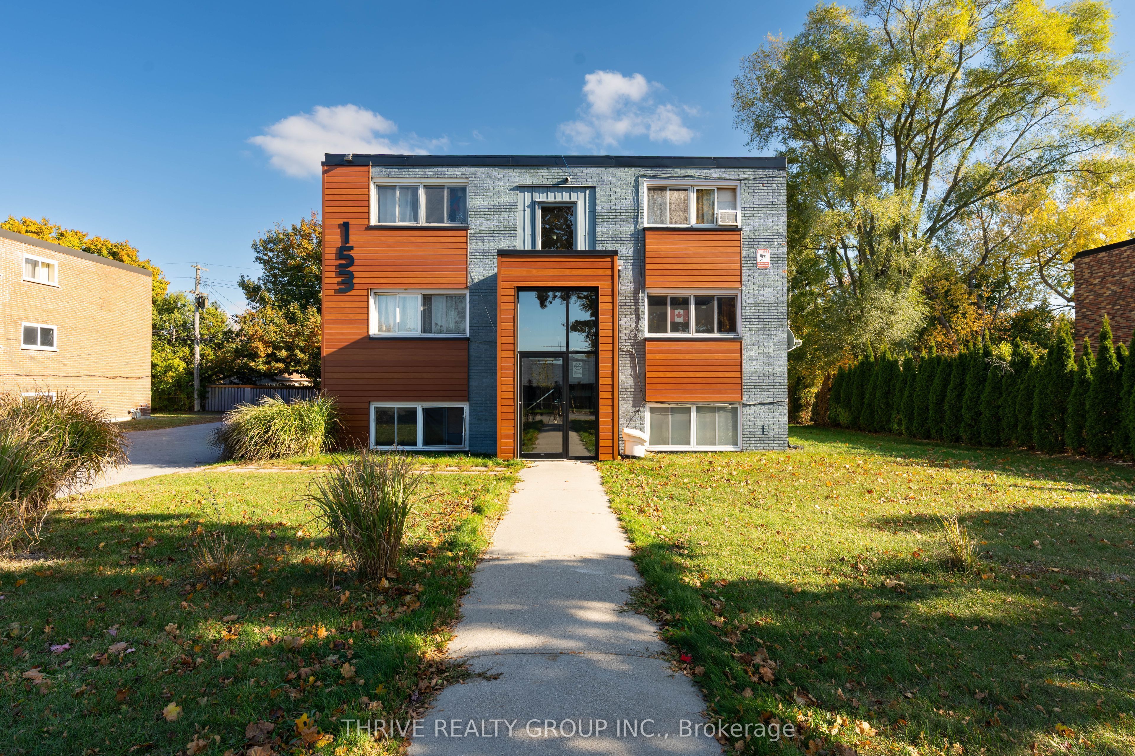 Unit 3 - 153 Godfrey Drive E, London 2