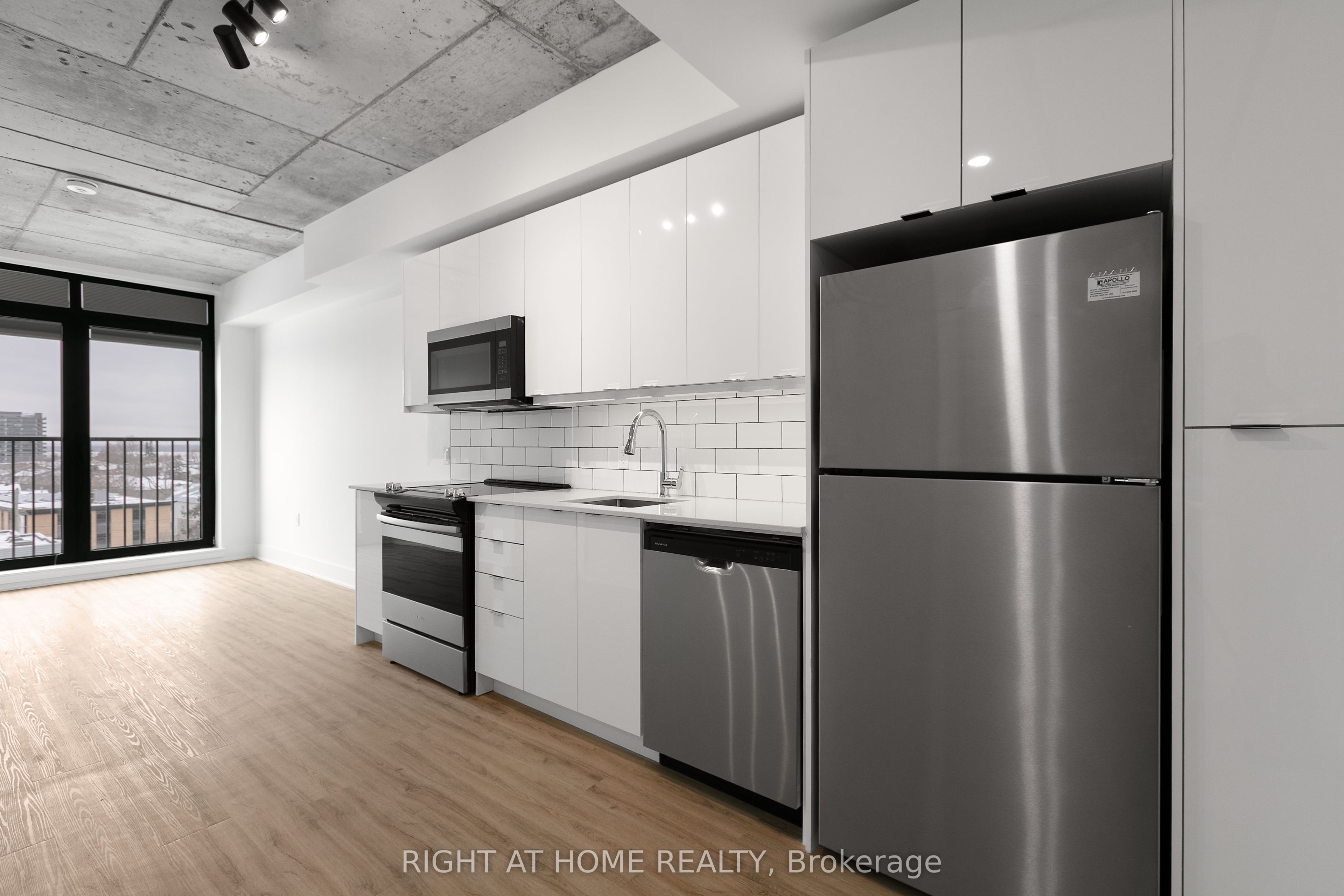 Unit 411 - 377 Winona Avenue, Ottawa 5