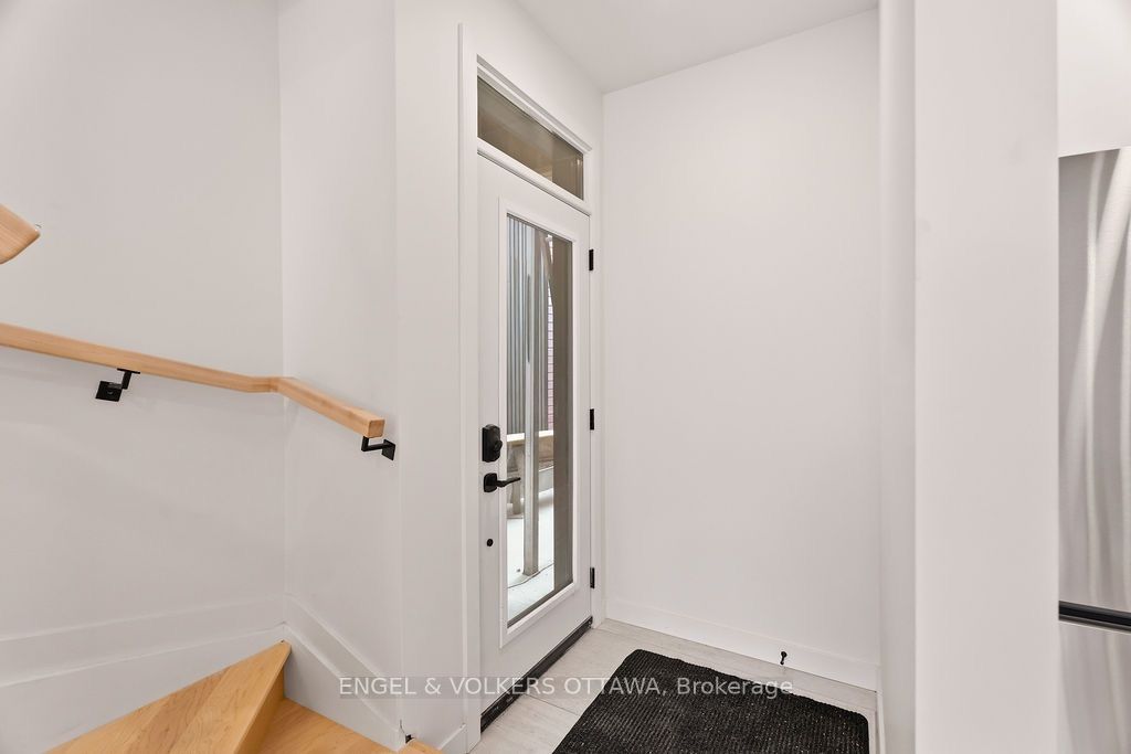 Unit B - 49 Fairmont Avenue, Ottawa 2