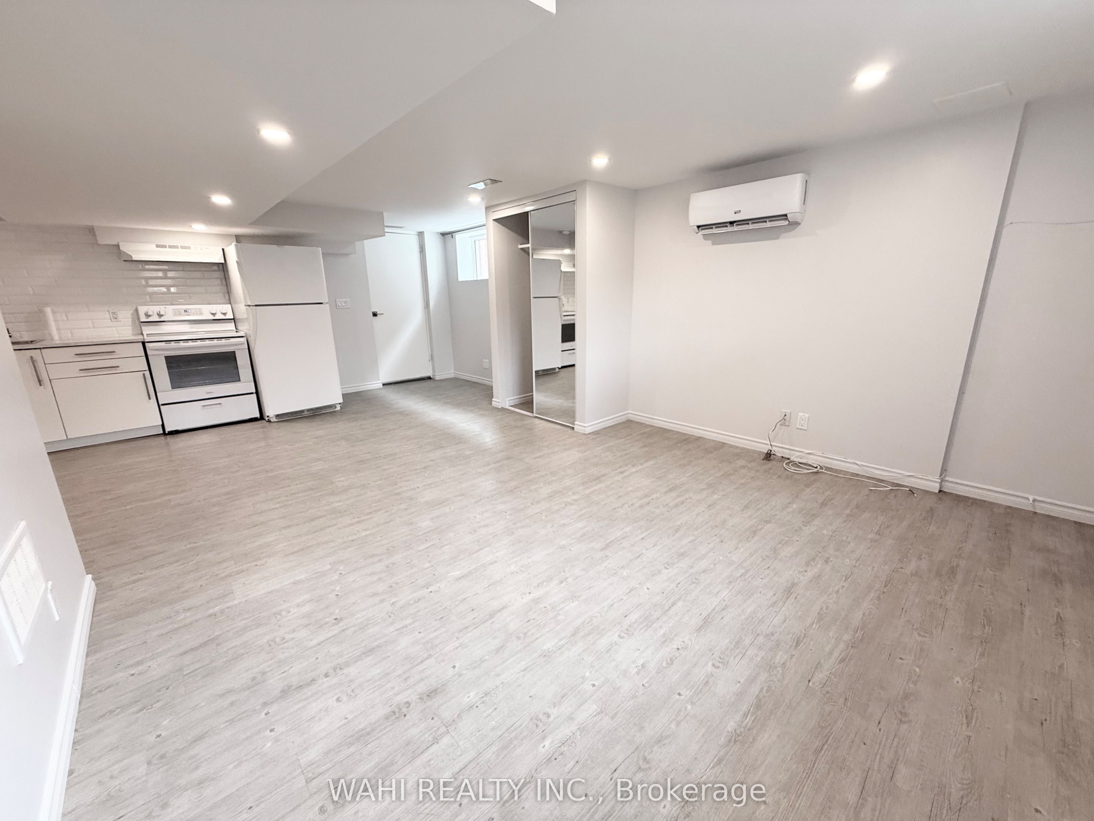 Unit UNIT 2-BASEMENT - 255 CARSON Drive, Hamilton 5