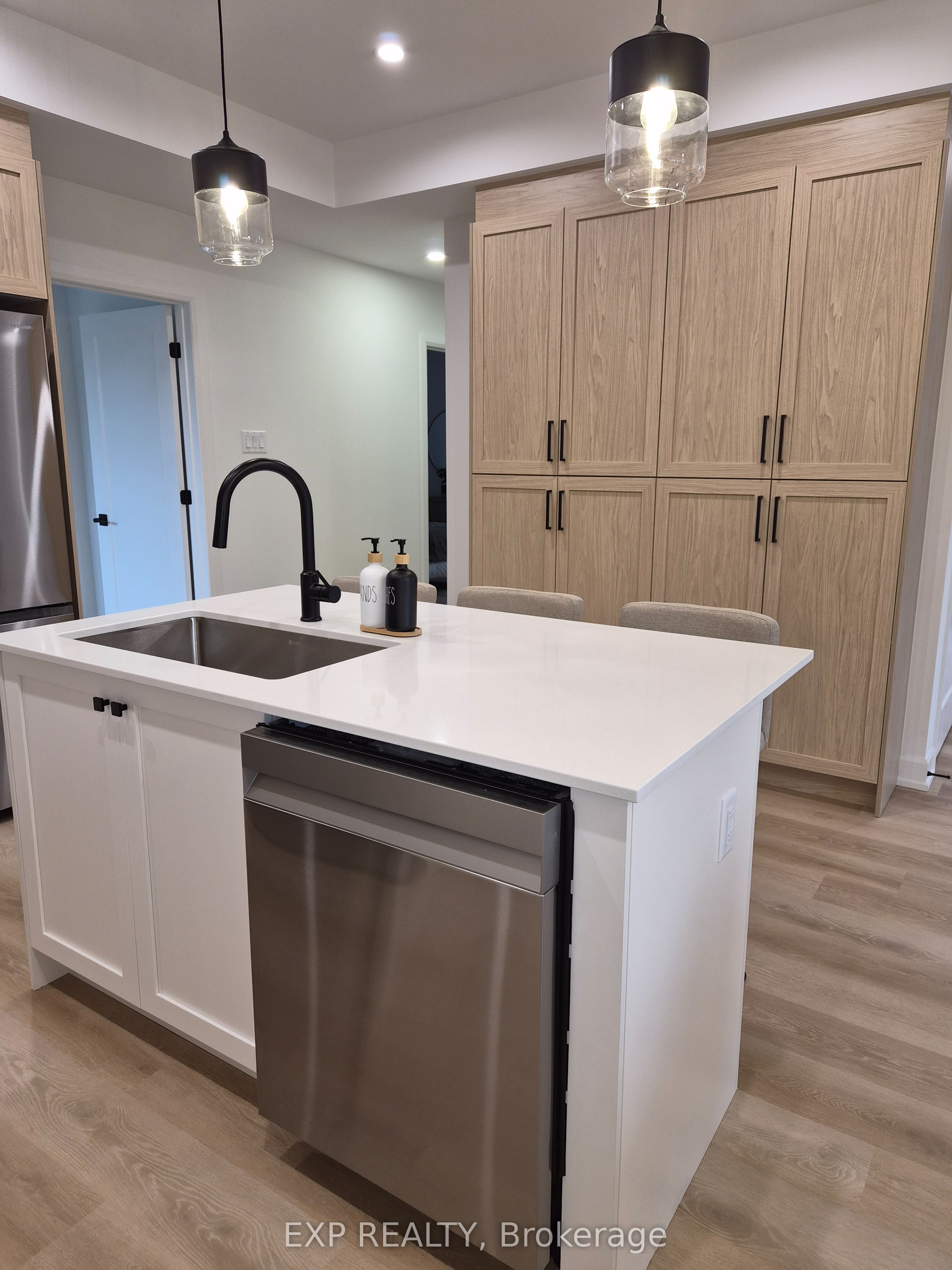 2096 Boyer Road, Orleans-Gloucester 4