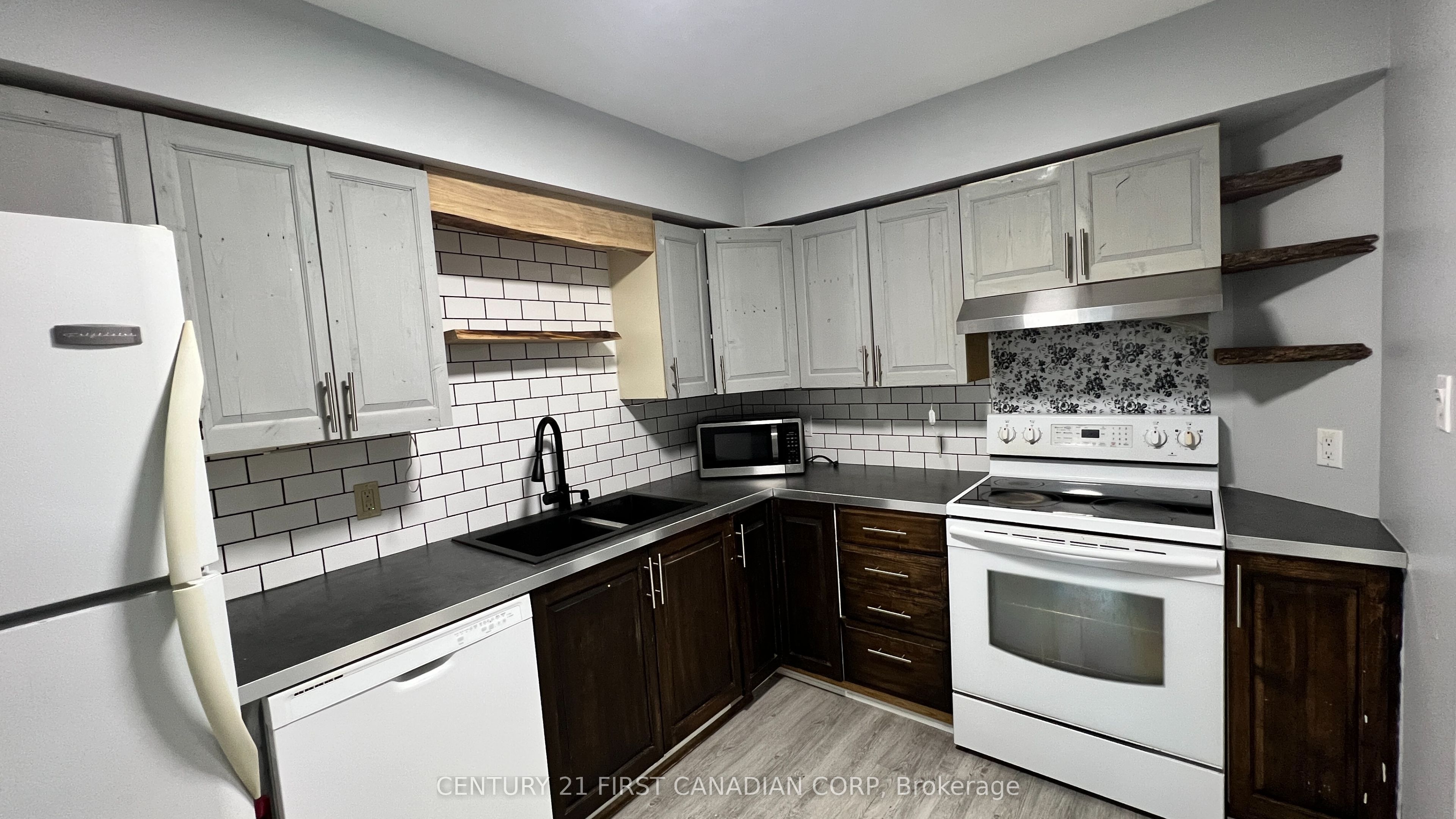 Unit 61 - 1199 HAMILTON Road, London 5
