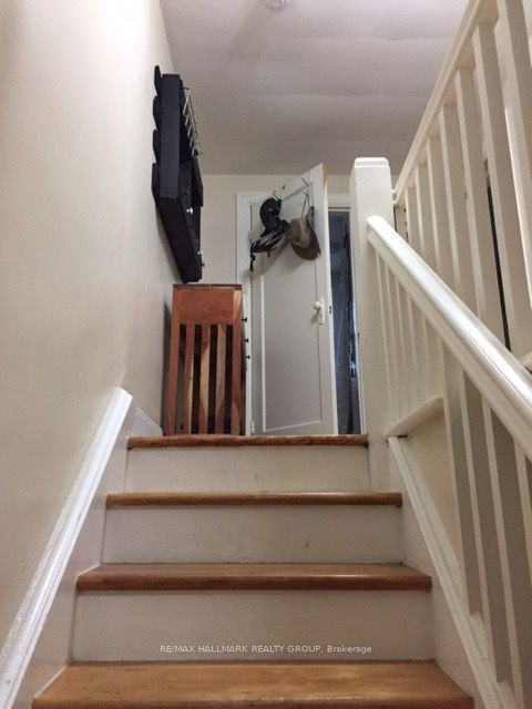 Unit 2 - 570 Gladstone Avenue, Ottawa 2