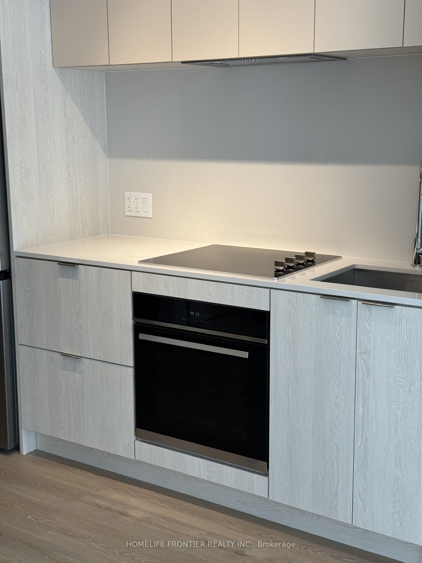 Unit 1615 - 101 John Street, Hamilton 4