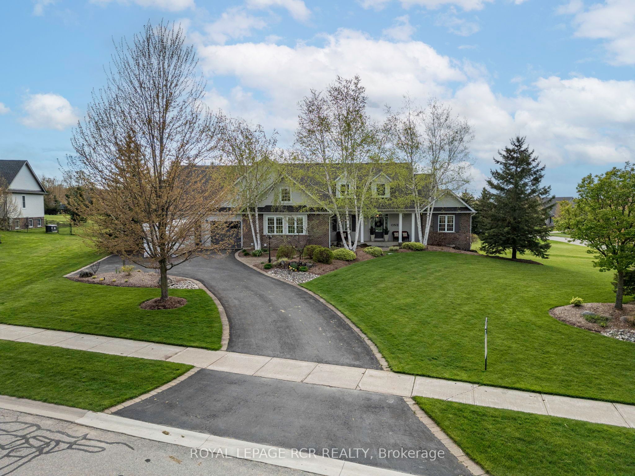 1 Island Lake Rd, Mono, Ontario L9W5K6 Sold History HouseSigma